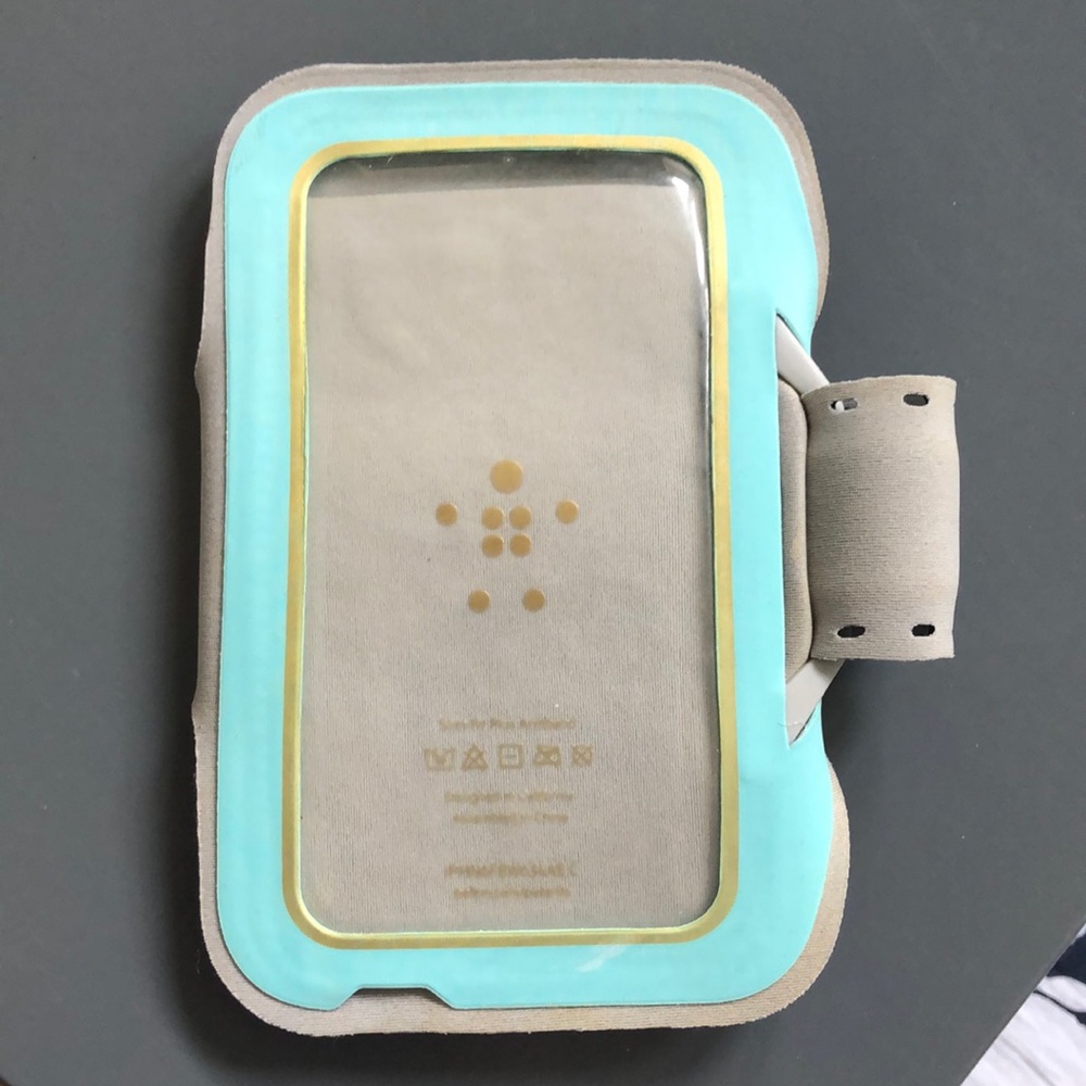 Belkin running sleeve